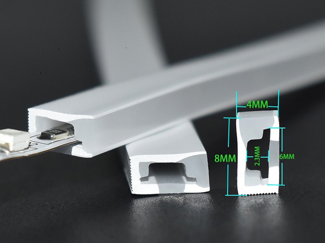 โรงงานขายตรง 4x8 มม.ซิลิโคนนีออนเหมาะสำหรับ 5MM PCB LED Strip Tube