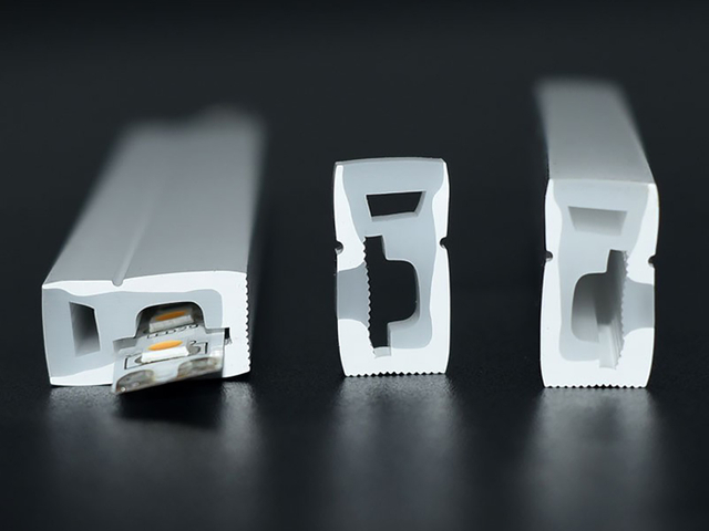 Soft Easy Bendable 8x16 มม. ประเภทเม็ดมีดแบน LED Strip แถบซิลิโคนโปรไฟล์ Led สำหรับแสงเชิงเส้น