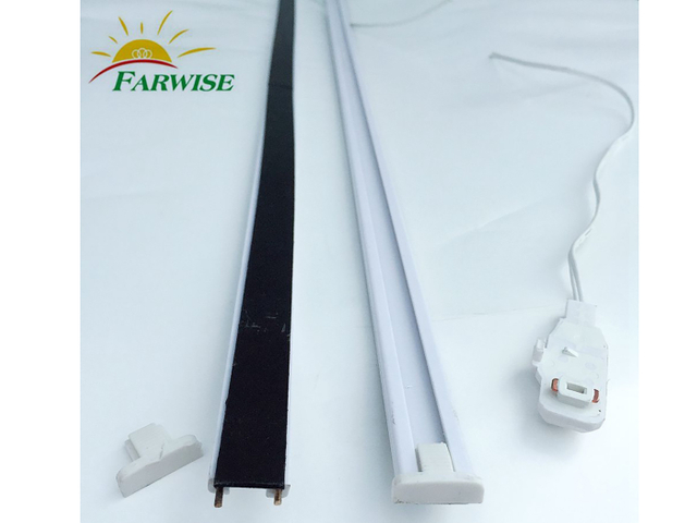 Factory Direct Wholesale Supply Plug-and-Play LED Shelf Rail Light
