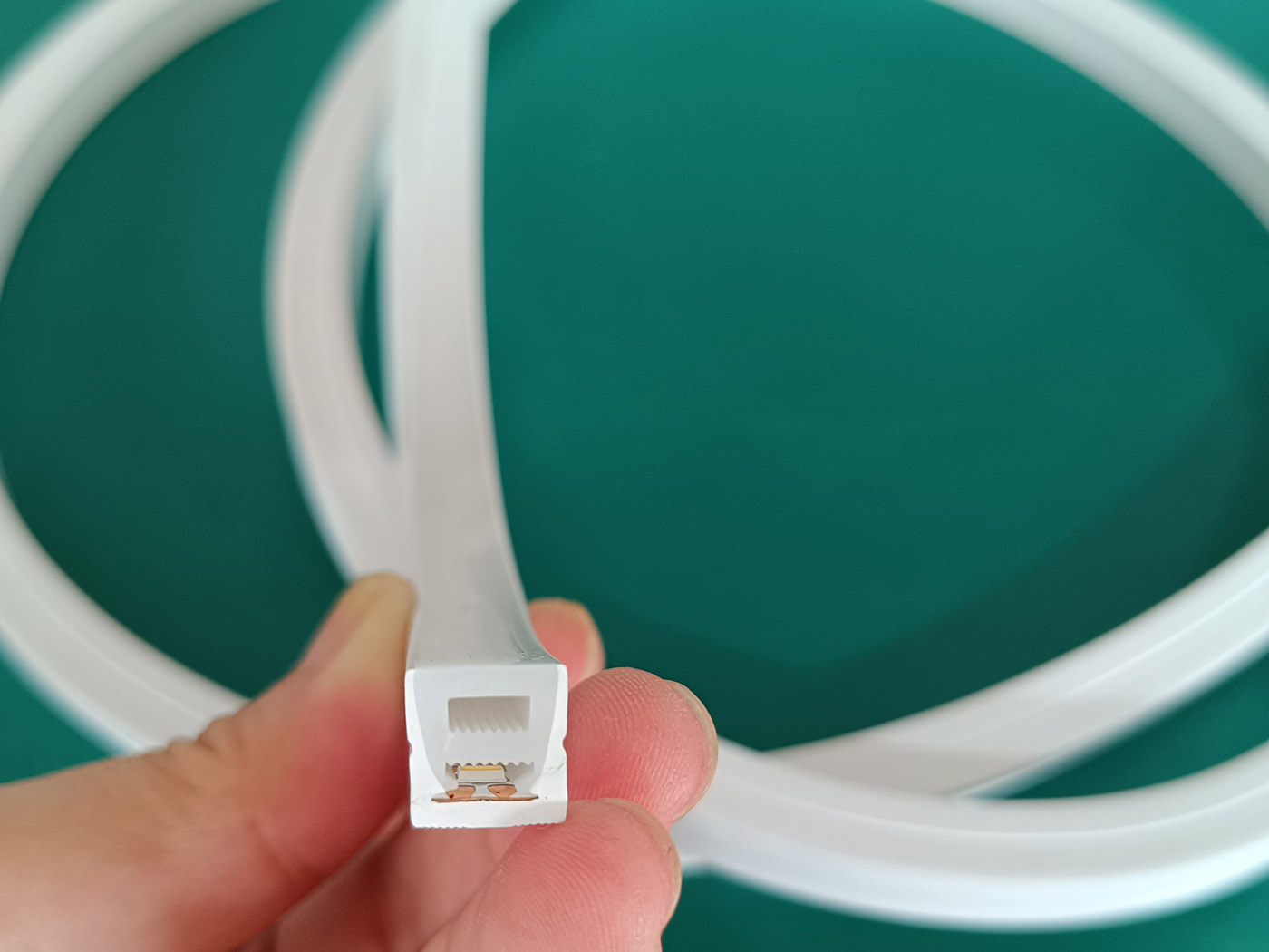 1010 Free Cutting Silicone Neon Strip