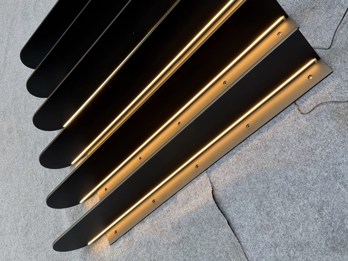Factory Custom Length Ultra Thin 6&times;6mm Rigid Cabinet LED Strip for Wardrobe & Closet