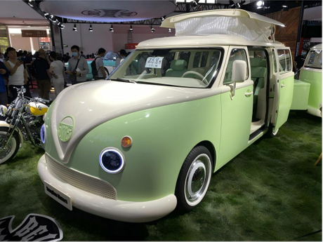Application of flexible silicone light strips in customer vehicles.jpg