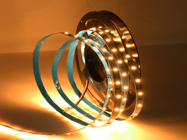 Hot Sale High Quality 3-Year Warranty Indoor Outdoor 8mm PCB Led Strip SMD2835 LED Strip 120 LED Per Meter