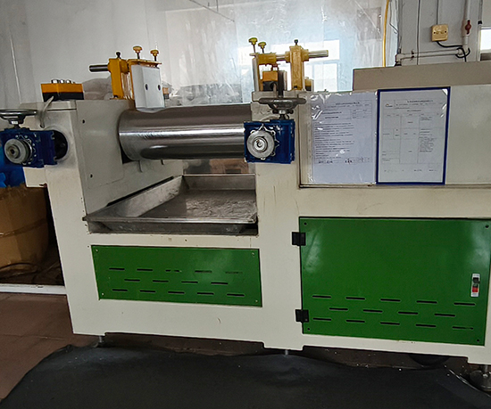 Silicone Two Roll Mixing Mill